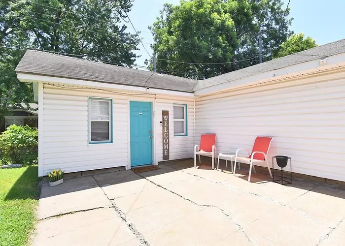 Holiday home Cherry St Little House* Shop*dine* Rt 66*expo Center*bok*downtown *